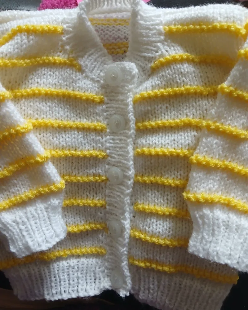 Knitted Child's Cardigan, photo 1